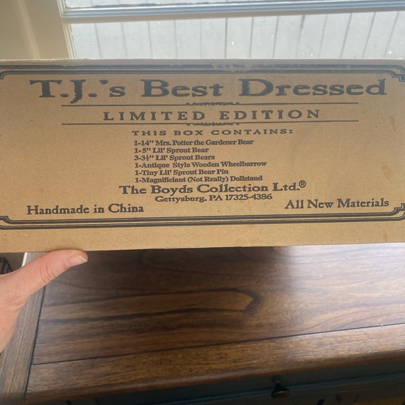 Boyd’s Bear Collection-MRS. POTTER & HER LIL' SPROUTS-QVC EXCLUSIVE #99876V - Picture 7 of 12